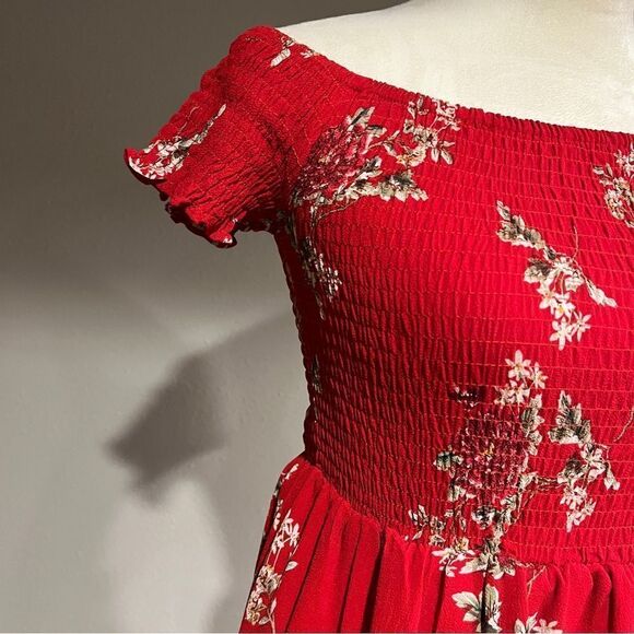 Smocked off shoulder sleeves midi floral dress - Picture 3 of 14